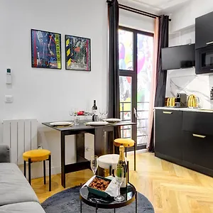 Apartamento 214 Vuitton - Superb In, París
